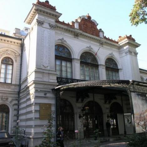 Expozitia sculptorului Monyo Mihailescu-Nasturel deschisa la Muzeul Municipiului Bucuresti
