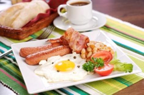Ulcerul poate fi cauzat de un mic dejun luat pe fuga