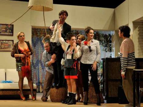 Teatrele din Bucuresti pregatesc mai multe premiere pentru 2012