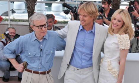 Woody Allen, dat in judecata pentru doua replici din pelicula "Miezul noptii in Paris"