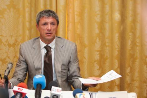 Gica Popescu cere federatiei sa se implice in sectorul juvenil