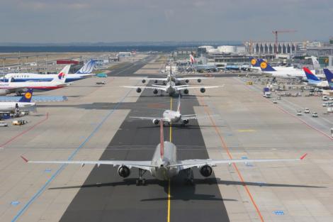 Greva: Aeroportul din Frankfurt, paralizat pana vineri!