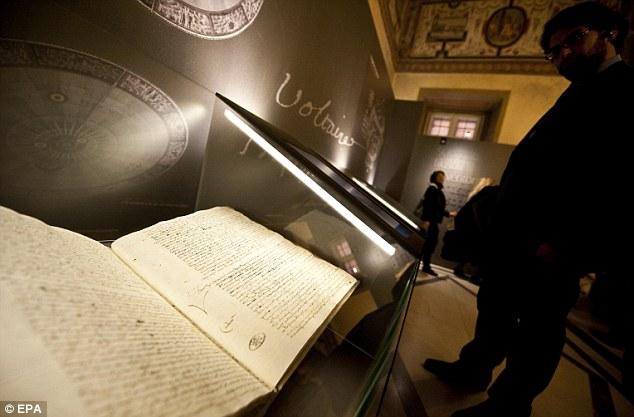 VIDEO! Secretele Codului Da Vinci, expuse: Mai multe scrisori private din arhiva Vaticanului, publicate