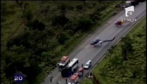 Accident de autobuz in Brazilia: 15 morti si mai multi raniti