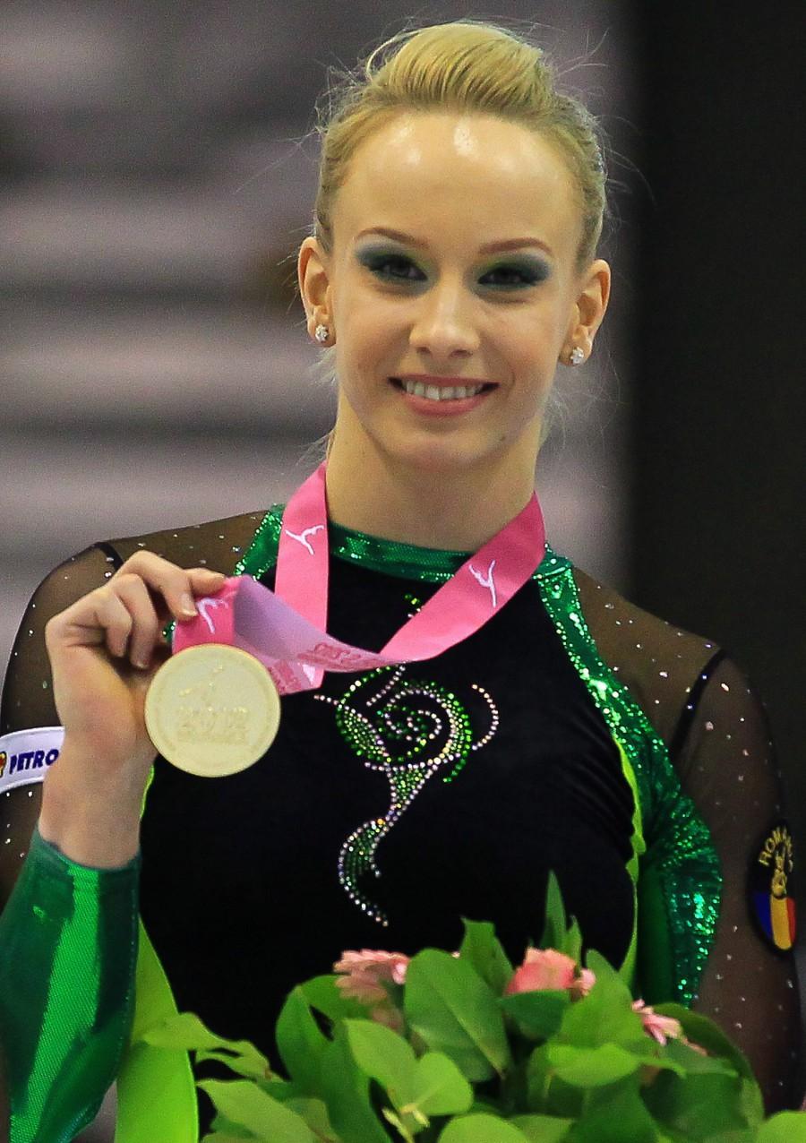 Sandra Izbasa 2012