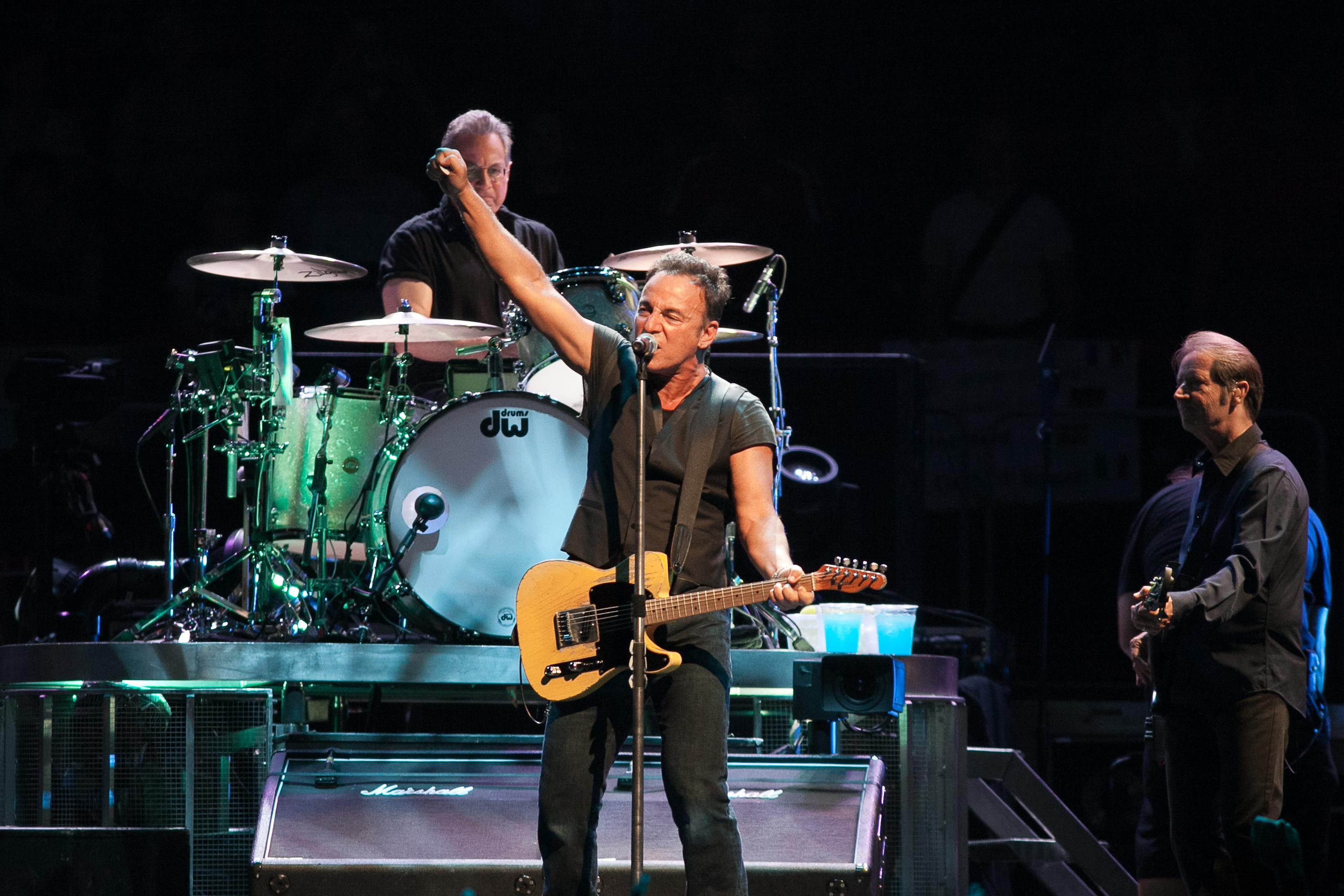 Bruce Springsteen a cantat in memoria victimelor lui Anders Breivik