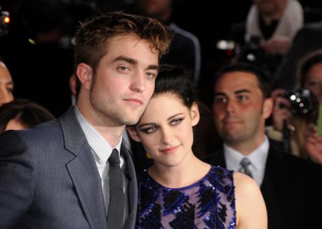 Robert Pattinson si Kristen Stewart, obligati sa fie din nou impreuna