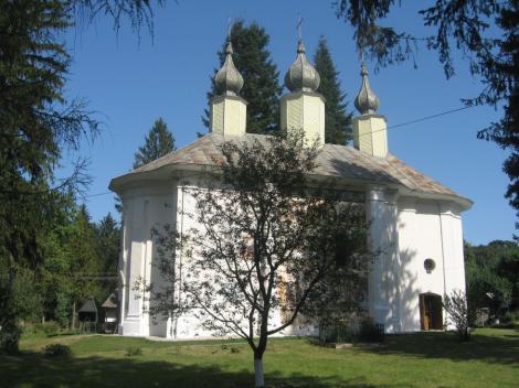 Enoriasii sunt invitati sa dea "like" manastirilor din Nordul Moldovei