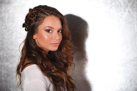 FOTO! Urmatoarea diva a Romaniei? Isabelle Covrig: voce de X Factor, look de Next Top Model