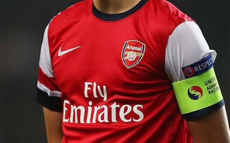 FOTO! Prima imagine cu noul tricou de "deplasare" al celor de la Arsenal