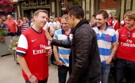 Un magician curajos! A făcut un fan al lui Arsenal să-şi arunce tricoul după ce i-a schimbat emblema