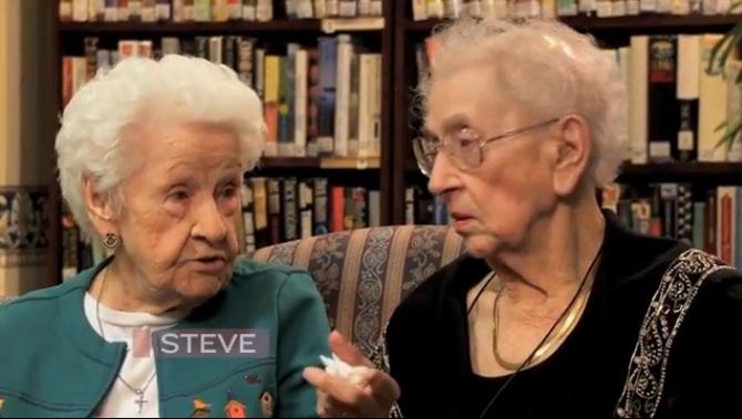 Cea mai lungă prietenie! Două doamne se cunosc de 100 de ani!