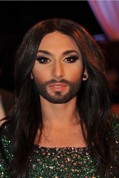 Cu barbă și fără barbă! Cel mai controversat concurent de la Eurovision își ARATĂ ADEVĂRATA FAȚĂ!