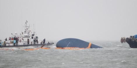 Bilanţul accidentului de feribot din Coreea de Sud a ajuns la 242 de MORŢI