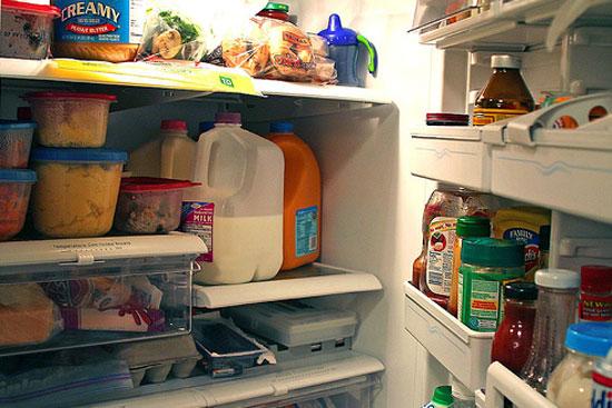 OTRAVA din frigider! Alimentele pe care trebuie SĂ LE ARUNCI chiar acum