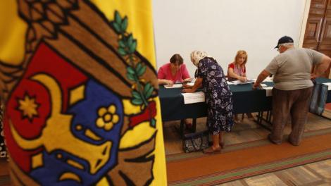UPDATE: Igor Dodon, câştigătorul alegerilor prezidenţiale,după centralizarea a 95,48% din procesele verbale  / După 20 de ani, Republica Moldova îşi alege preşedintele, prin vot direct (LIVE TEXT)
