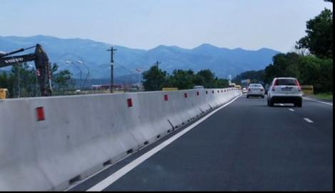 Anunţ pentru şoferii din România! Vor fi introduse noi separatoare din beton pe drumurile naționale