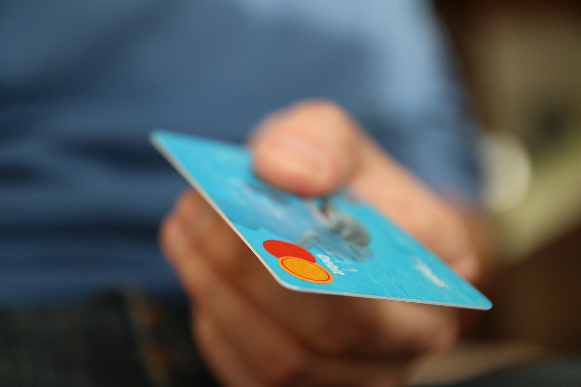 Măsuri în cazul posesorilor de carduri bancare! ANAF va avea acces la conturile și datele tale personale