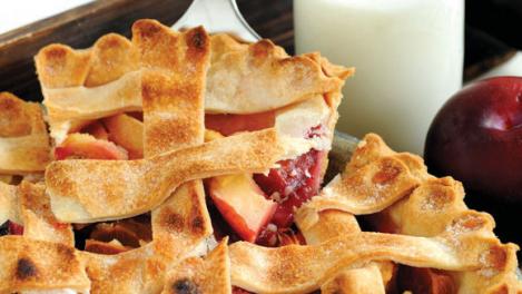 Deliciu regesc cu prune, mere și vanilie: Încearcă rețeta care îți va încânta papilele gustative