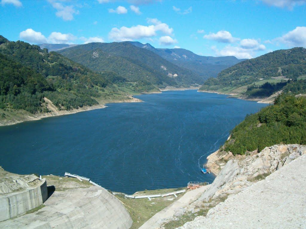 Unul dintre cele mai mari baraje riscă să se rupă și amenință România! Început de Ceaușescu, terminat, de mântuială, după Revoluție. 155.000.000 metri cubi de apă! ”fierbe”, pleacă la drum!
