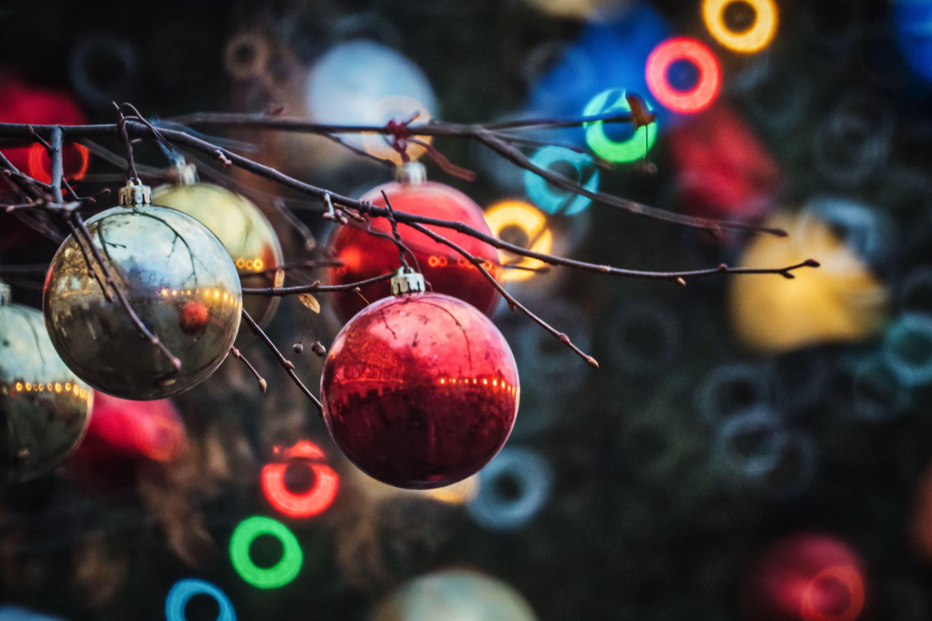 4 tradiții de Crăciun pe care este obligatoriu să le respectați. Îi veți fermeca pe cei mici