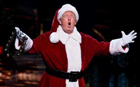 Trump a stricat spiritul Crăciunului: "Nimeni nu are monopolul asupra lui Isus"