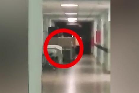 Angajații unui spital au fost cuprinși de groază după ce au dat peste o fantomă! Totul a fost filmat!