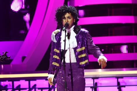 Vă amintiți cum a venit Prince la „Te cunosc de undeva”? "Purple rain" a sunat magistral! Daniel Max Dragomir, îți mai mulțumim o dată!
