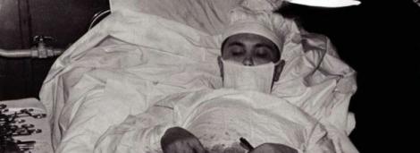 O poveste doar pentru CURAJOŞI! Leonid Rogozov, singurul chirurg care S-A OPERAT SINGUR: "Am deschis peritoneul şi am tăiat un intestin din greşeală. Am simţit că-mi stă inima şi că mâinile mi s-au înmuiat"