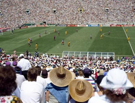 VIDEO+FOTO: De ziua Statelor Unite, să ne-aducem aminte cum i-am subordonat! În '94, România a învins SUA în cel mai urmărit meci de fotbal din istoria americanilor