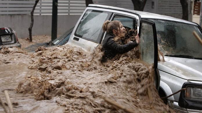 COD ROȘU de inundații. Stare de ALERTĂ în toată Italia! Numărul morților a ajuns la 8. Meteorologii AVERTIZEAZĂ că vor urma furtuni puternice