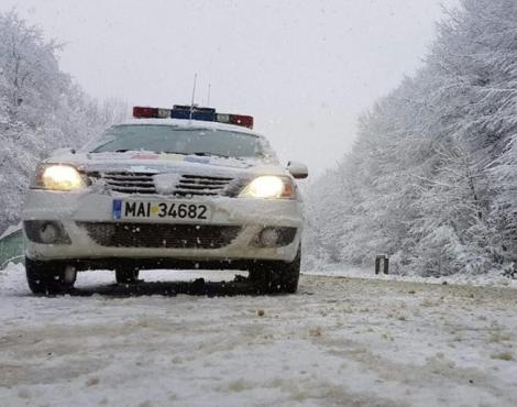 ANM: De miercuri, ninge în toată țara! Recomandări ale Poliției Rutiere pentru circulaţia în condiţii de iarnă