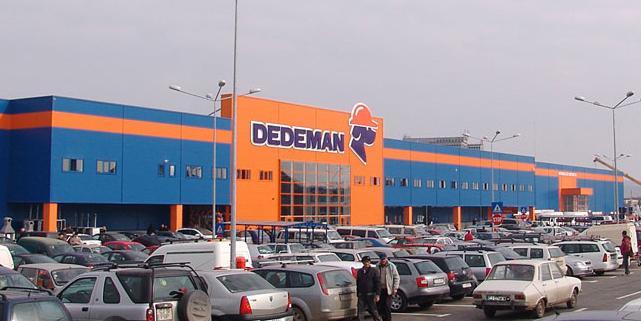 Fenomenul Dedeman, născut în România. Istoria liderului național în industria amenajărilor interioare: 11 angajați au pornit afacerea