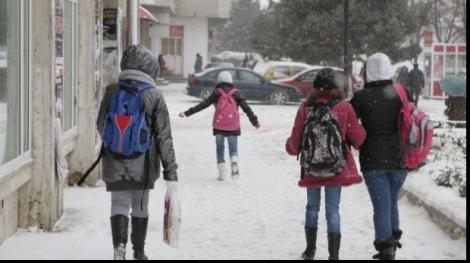 ULTIMA ORĂ! Primarul Capitalei a făcut anunțul: Se închid toate școlile din Capitală: "Nu-i expun pe copii unor fenomene meteo extreme"