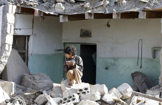 Mărturii cutremurătoare ale copiilor războiului din Yemen. ,,Mi-a explodat în mână, m-a rănit la cap şi la picior.  Am venit la spital şi mi-au pus o mână artificială”