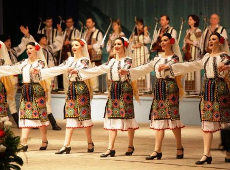 Muzica populară. Top 7 melodii populare din Moldova și Bucovina