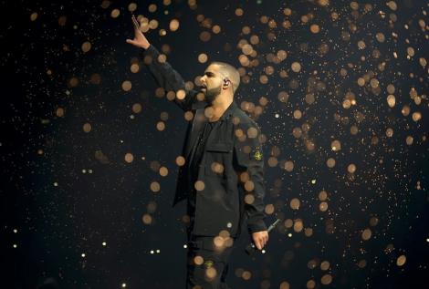 Drake a stârnit furia fanilor: “NU mai vreau să îl VĂD, îmi vreau BANII înapoi!”