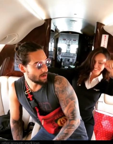 VIDEO VIRAL. Maluma dansează pe noua piesă în avion. Pretty Boy i-a cucerit chiar şi pe piloţi!