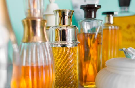 6 povești scurte din istoria parfumului
