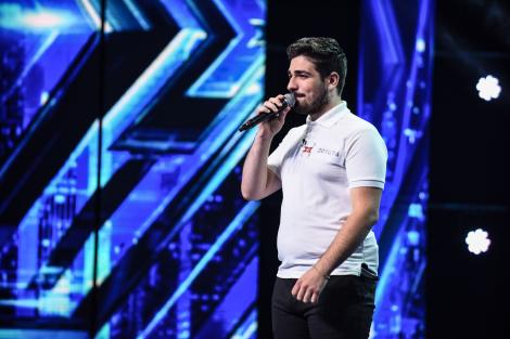 Moment de magie pe scena „X Factor”! Andrei Liță i-a fermecat pe toți cu piesa „Make it rain”! „Puțini băieți de 20 de ani sună așa”