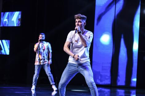 Atmosferă INCENDIARĂ și o surpriză uriașă pentru public! Vlad Bișu a făcut show cu hitul "Can't Hold Us", în varianta românească!