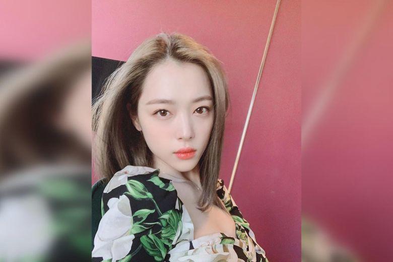 Cântăreaţa k-pop Sulli, găsită fără viaţă în casa ei din apropiere de Seul