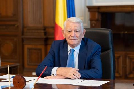 Meleşcanu: M-am înscris în platforma Forţa Naţională, cu convingerea că experienţa şi spiritul de echilibru pe care le am vor contribui la modernizarea României şi la reforma marilor sisteme publice