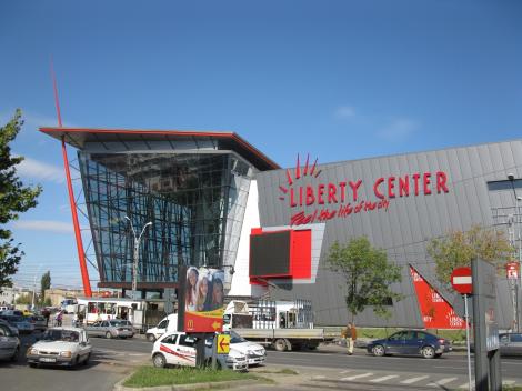 A fost finalizată prima fază a procesului de modernizare a Liberty Center, odată cu deschiderea unui nou supermarket Auchan