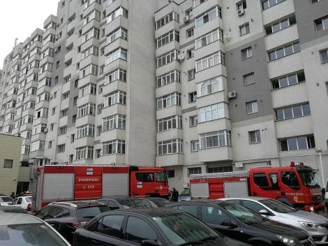 Olt: Aproximativ 30 de persoane, printre care şi şapte copii, evacuate dintr-un bloc din Slatina din cauza unui incendiu