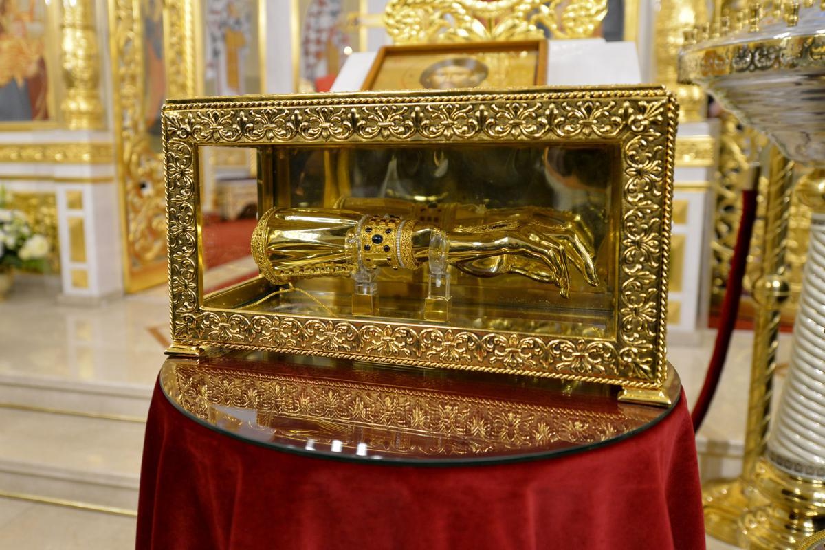 Capul e în Patras, iar alte bucăți din el sunt răspândite prin lume: Unde se află moaștele Sfântului Andrei, ”Ocrotitorul României”