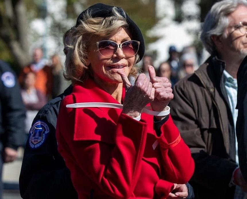 Jane Fonda se pregăteşte pentru a cincea vineri de proteste. Actriţele Kyra Sedgwick şi Diane Lane, între viitorii colegi