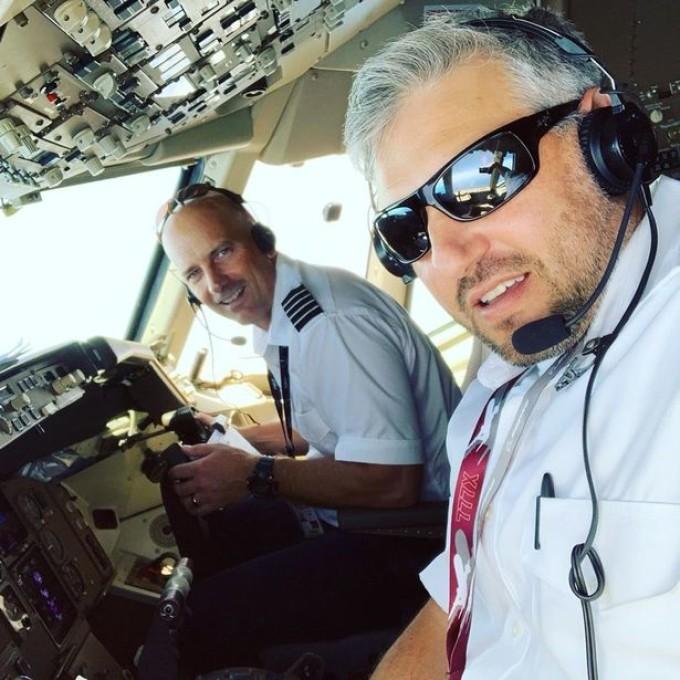 Un pilot a trăit cel mai mare șoc din viața lui! „Am fost aproape de un infarct când m-am uitat în stânga mea și am văzut unul atât de aproape”