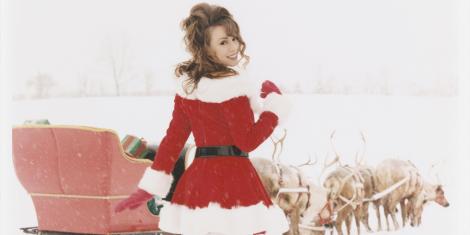 Una dintre cele mai iubite melodii de Crăciun are un secret cumplit! Ce a inspirat-o pe Mariah Carey să compună „All I Want for Christmas is You”. „Mama îmi dădea fructe în ziare”