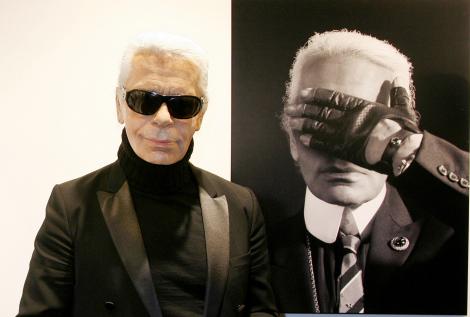 Karl Lagerfeld, victima unui iubit gelos! Nu și-a mai dat jos ochelarii 51 de ani